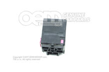 Płaska obudowa stykowa również 4F0937741 (1)