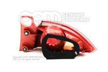 Lampy tylne z kierunkowskazami, światłami stopu i tylnymi, odblaskiem Seat Leon 1P 1P0945111C (1)