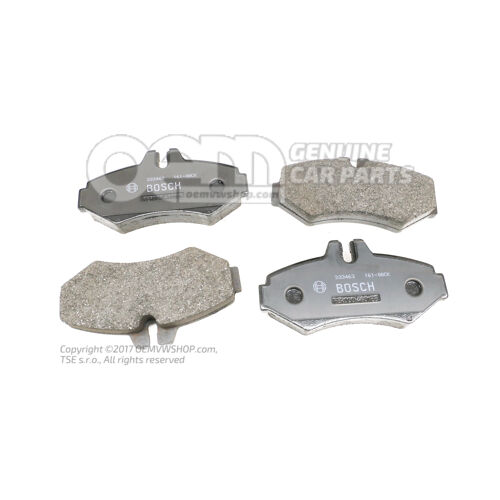 1 komplet klocków hamulcowych do hamulca tarczowego Volkswagen LT, LT 4x4 2D 2D0698451B