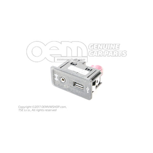 Złącze USB i Aux-In 5G0035222F