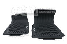 1 zestaw czarnych dywaników na stopy na każdą pogodę 4K8061501A 041