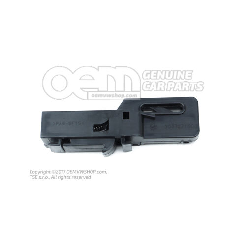 Zamykający mechanizm 3T9867825