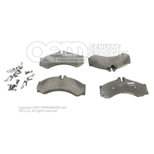 1 komplet klocków hamulcowych do hamulca tarczowego Volkswagen LT, LT 4x4 2D 2D0698151A