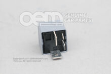 Przekaźnik zamknięcia styku 1J0906381B (2)