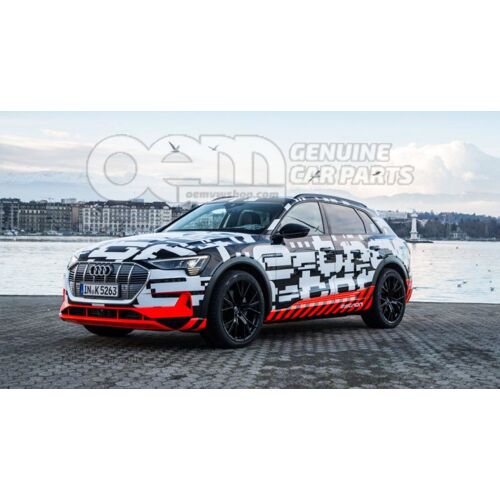 Nowe Audi e-tron 2018: Audi przyjmuje kaucje za elektrycznego SUV-a OEM02167999
