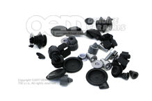 1 zestaw elementów mocujących do maski 8K0098615A