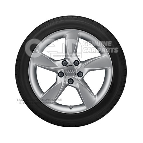 Felga aluminiowa z oponą zimową w kolorze diamentowego srebra 4G0073247B 8Z8