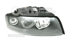 Reflektory halogenowe podwójne na żarówkę wyładowczą Audi A4/S4/Avant/Quattro 8E 8E0941030T