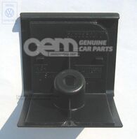 Emblemat VW, satynowo czarny 6K5853601C 01C (1)