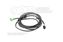 Adapter zestawu przewodów do gniazda AUX-IN 6C1971327