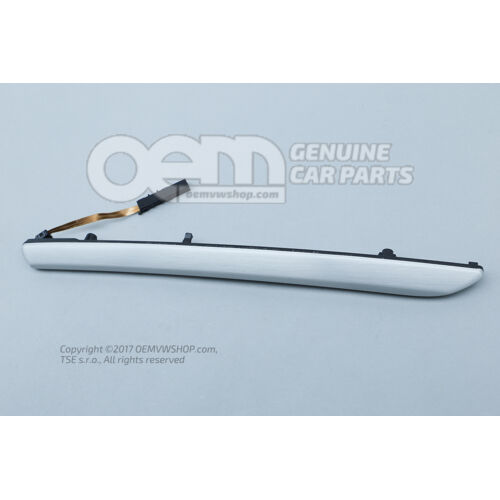 Wkładka aluminiowa szczotkowana w kolorze srebrnym 8V4867419L 1NK