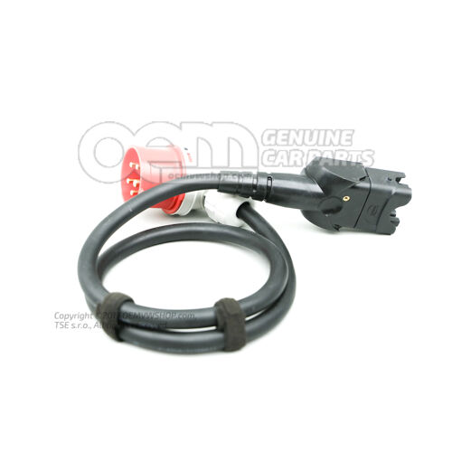 Kabel do ładowania do gniazdka sieciowego ze złączem kątowym 7PP971678AE