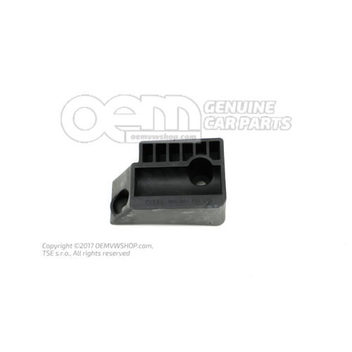 Gniazdo - jack Audi RS4 Quattro 8E 8E0801777
