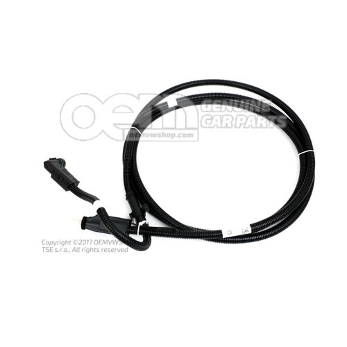 Przewód dozujący wtryskiwacza środka redukującego 3Q0131984AE