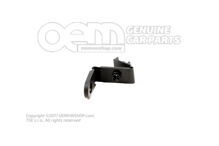 Element zabezpieczający wykładzinę nadkola 8E0821989A (1)