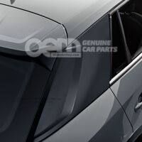 1 komplet nakładek na słupek C w kolorze platynowo-szarym Audi Q2 81 81A071350  1RR