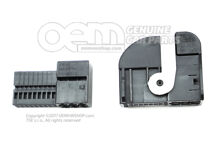 Płaska obudowa styków z blokadą styków Złącze sterujące do wykrywania przyczepy 5Q0972724 (1)