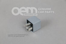 Przekaźnik zamknięcia styku 1J0927841 (1)