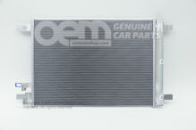 Skraplacz klimatyzacji ze zbiornikiem płynu 5WA816411A