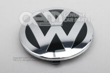 Emblemat VW czarny/jasny chrom 3C0853601A JZA