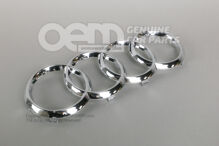 Emblemat Audi chromowany 8T0853605  2ZZ