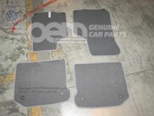 1 komplet dywaników flanelowo-szarych Volkswagen Beetle 1C 1J2863011G HZG