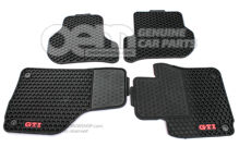 komplet dywaników (gumowych) czarnych Volkswagen Golf 5K 1K1061550HB041