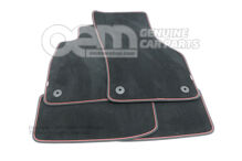 1 zestaw dywaników do stóp w kolorze czarnym/czarnym/koralowym 5G1863011B OQV 1 zestaw dywaników do stóp w kolorze czarnym/czarnym/koralowym 5G1863011B OQV