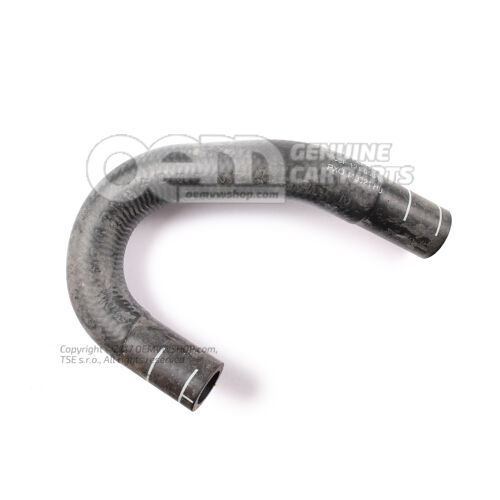 Wąż płynu chłodzącego Audi A3 Sedan/Sportback 8P 06F121058B