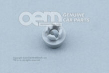 Spinacz 8D0837821 (1)