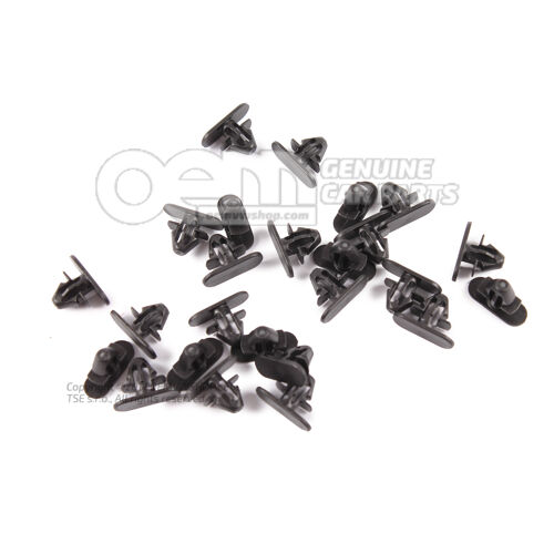 Spinacz 7H0843213A