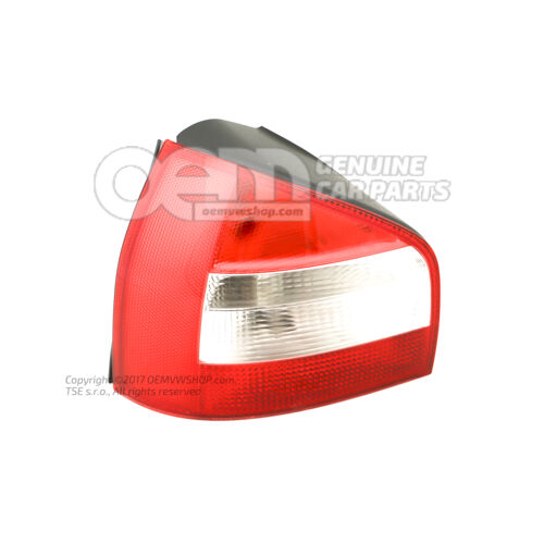 Światło tylne ze światłem przeciwmgielnym 8L0945095B