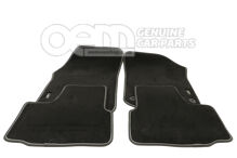 1 zestaw dywaników (tekstylnych) w kolorze czarnym 1S2061270  WGK