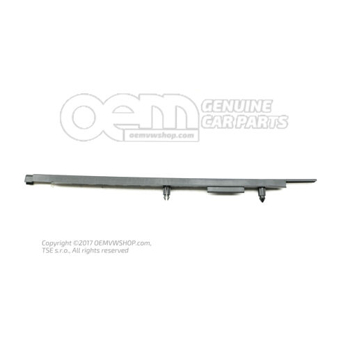 przycinać 8D9877791A 01C