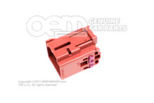 Płaska obudowa złącza z blokadą styków 4F0972575B