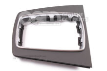 Dolna część ramy mocującej dla tulei ochronnej duszy (czarna) 8E0864261AN6PS