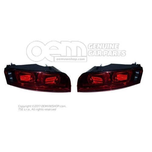 Lampy tylne (V10) przydymione 420945095B 420945096B OEM01455285