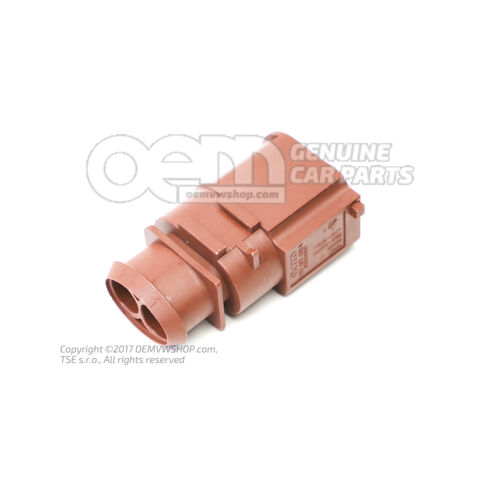 Płaska obudowa złącza z mechanizmem blokującym styki 3B0973852A