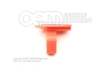 Spinacz 8J0853909A