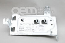 Uchwyt do wzmacniacza 8J0035464C (1)