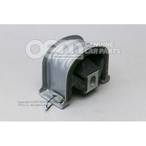 Montowanie silnika 7E0199848