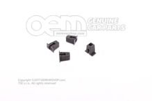 Włóż nakrętkę 811807577C