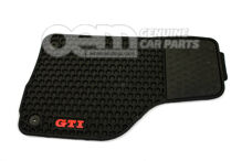 komplet dywaników (gumowych) czarnych Volkswagen Golf 5K 1K1061550HB041 (1)