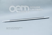 Uszczelka szczeliny okiennej z listwą ozdobną aluminium-mat 8V5853284D 1L1 Uszczelka szczeliny okiennej z listwą ozdobną aluminium-mat 8V5853284D 1L1