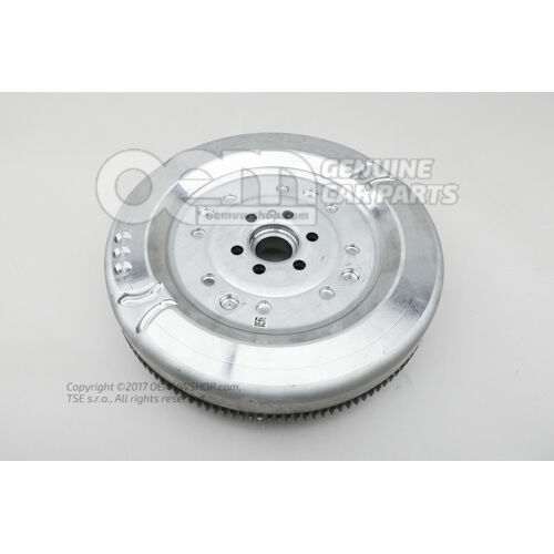 Koło zamachowe dwumasowe 05C105266