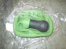 Gałka zmiany biegów z nakładką na dźwignię zmiany biegów (skórzana) kosmiczna zieleń 1J0711113AEHCK Gałka zmiany biegów z nakładką na dźwignię zmiany biegów (skórzana) kosmiczna zieleń 1J0711113AEHCK