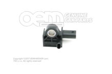 Czujnik zderzenia poduszki powietrznej 8U0959651