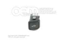 Dusza przycisku (czarna) 8L4962109A 5PR