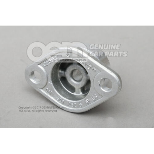 czapka 02M301252B