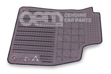 1 zestaw dywaników pod stopy (gumowych) satynowo-czarny 8E1061225  041 (7)